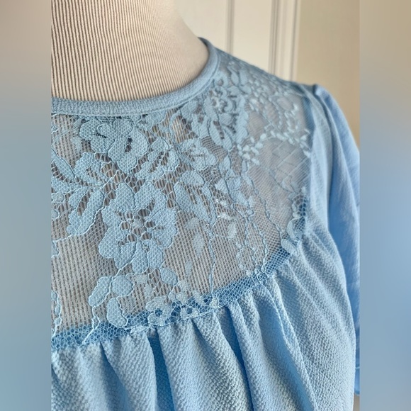 Suzanne Betro Lace Yoke Double Ruffle Sleeve Tunic Too - Picture 6 of 14